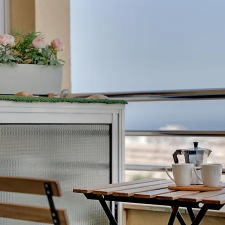 Charming 2-bedroom With Ocean Views In Adeje